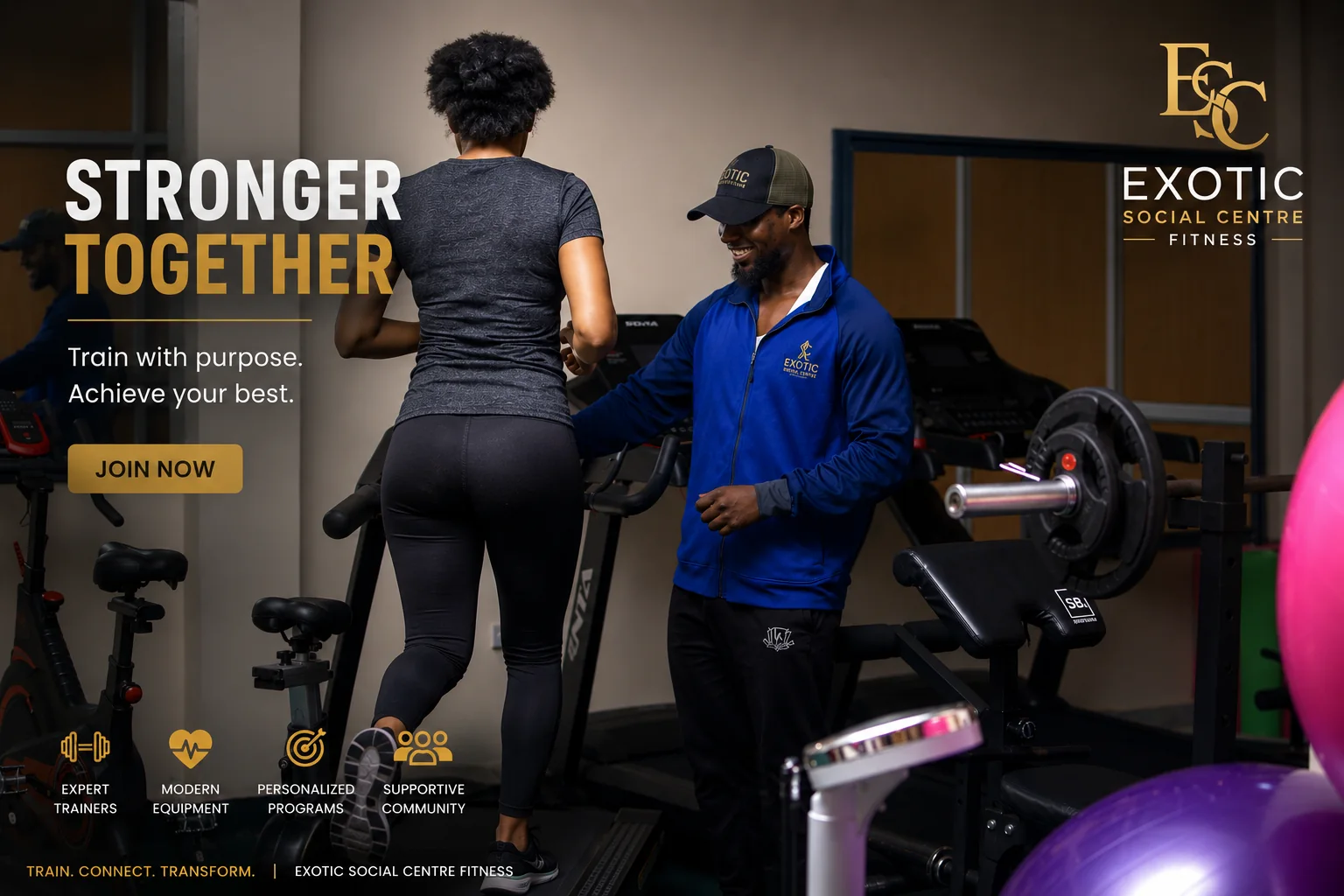 Trainer coaching a client